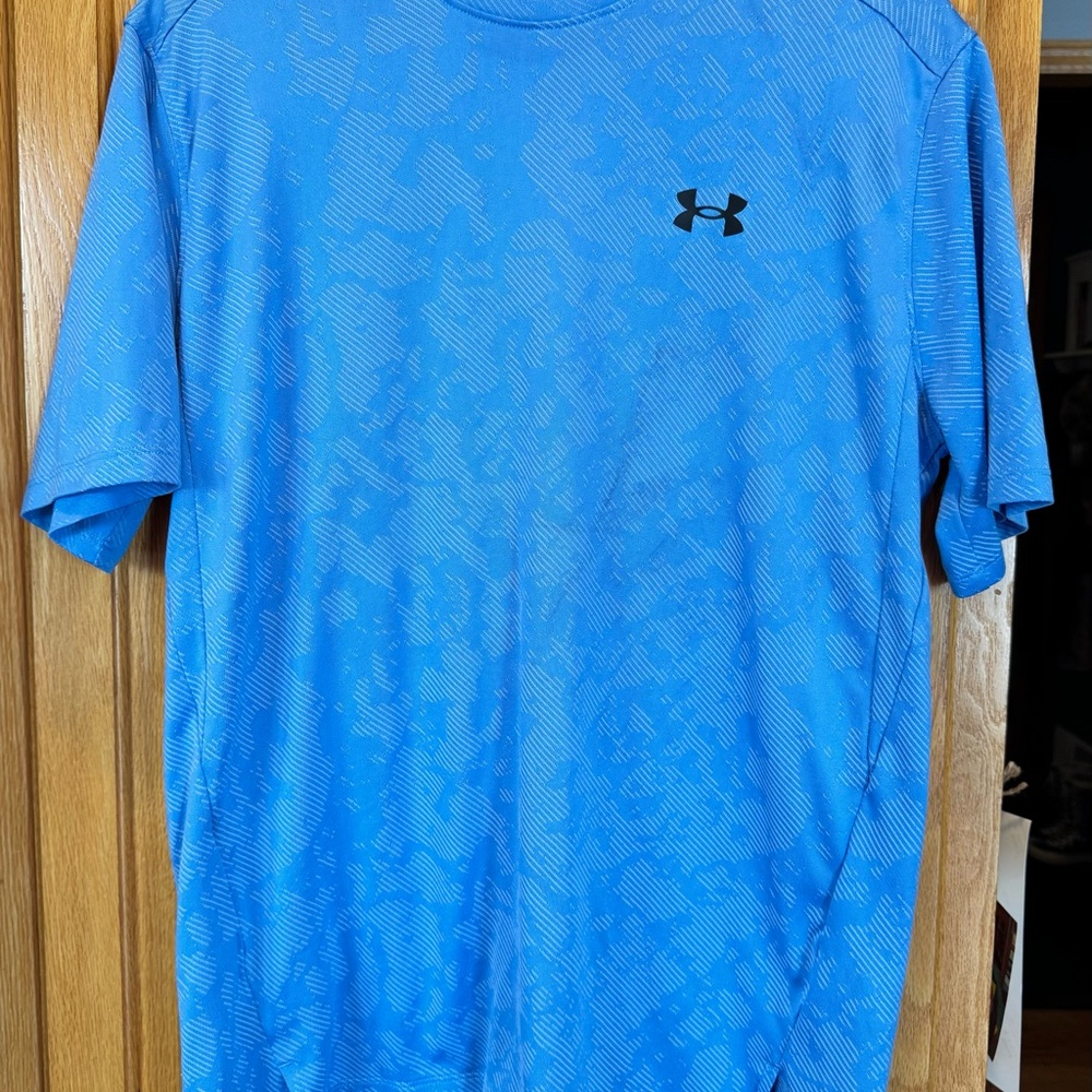 Under Armour Men's Blue Short Sleeve Performance Shirt